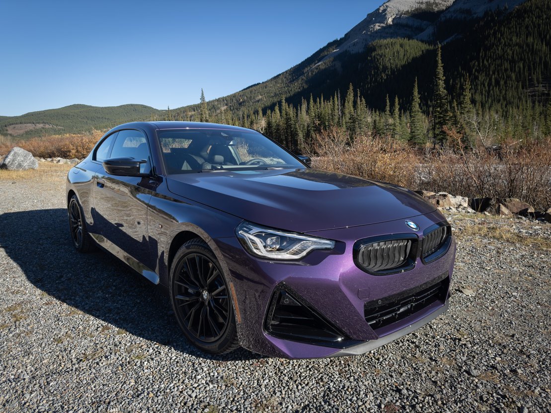 BMW M240i 2023 - Front View (sun)