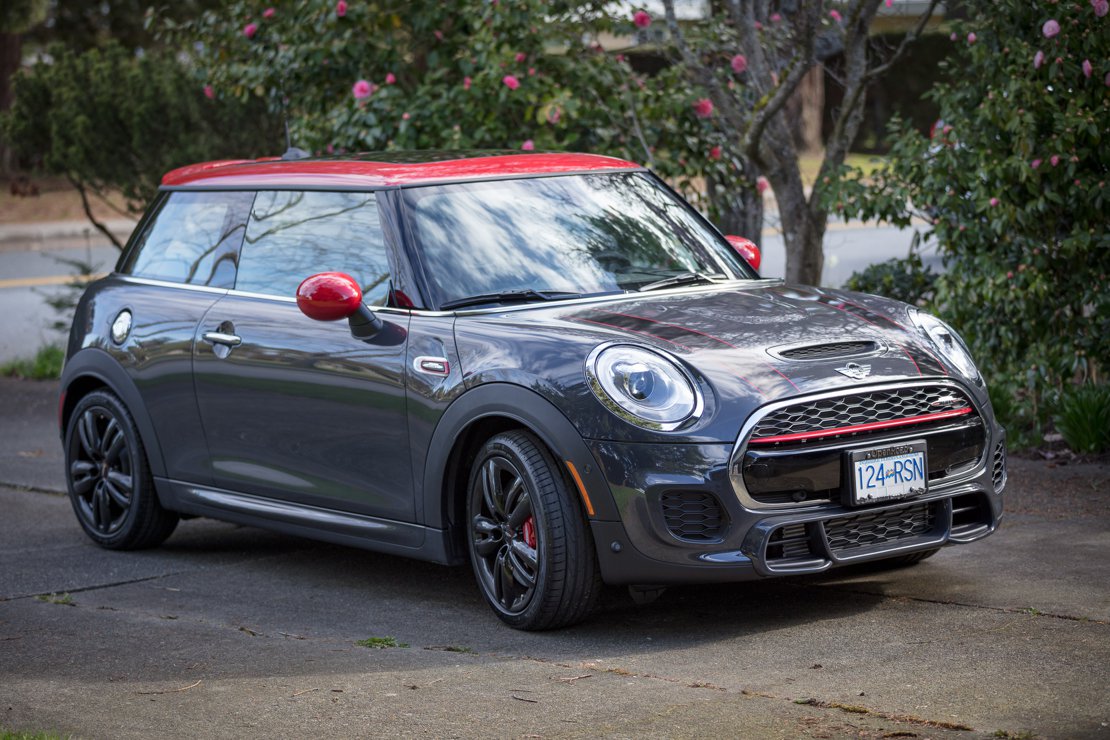 Mini JCW 2018 - Side View